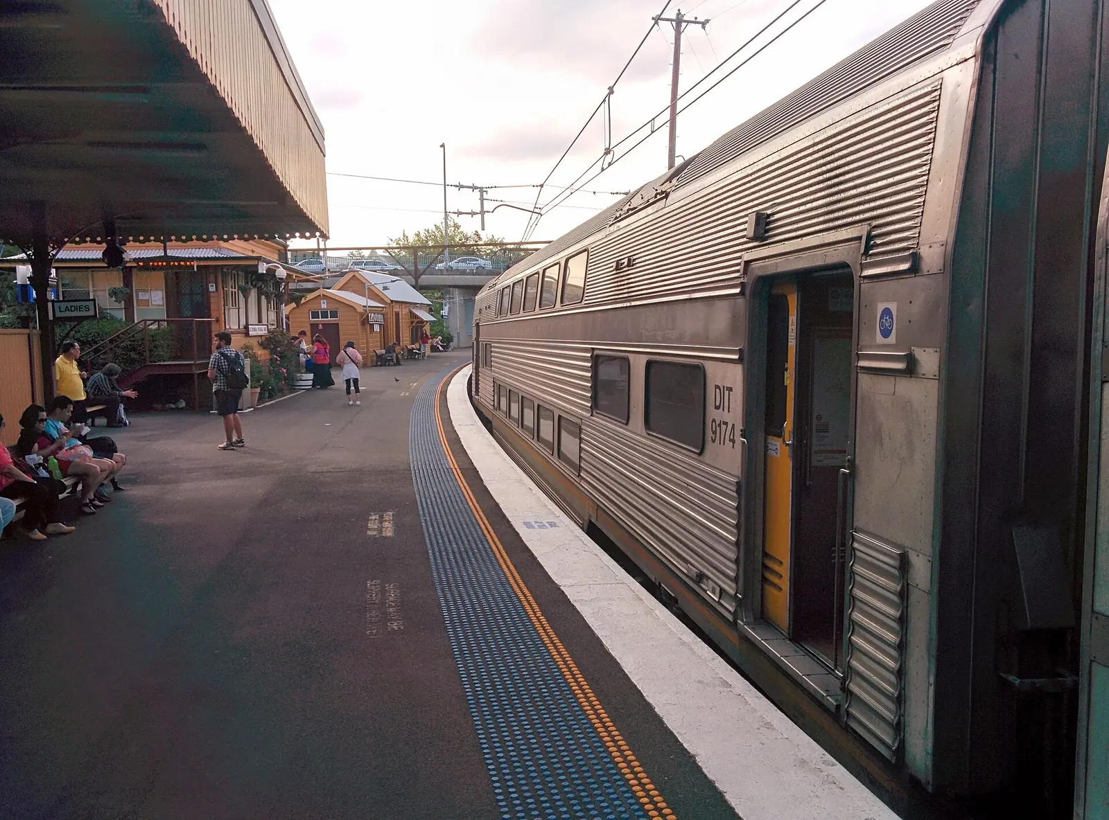 By train from Summer Hill to Katoomba