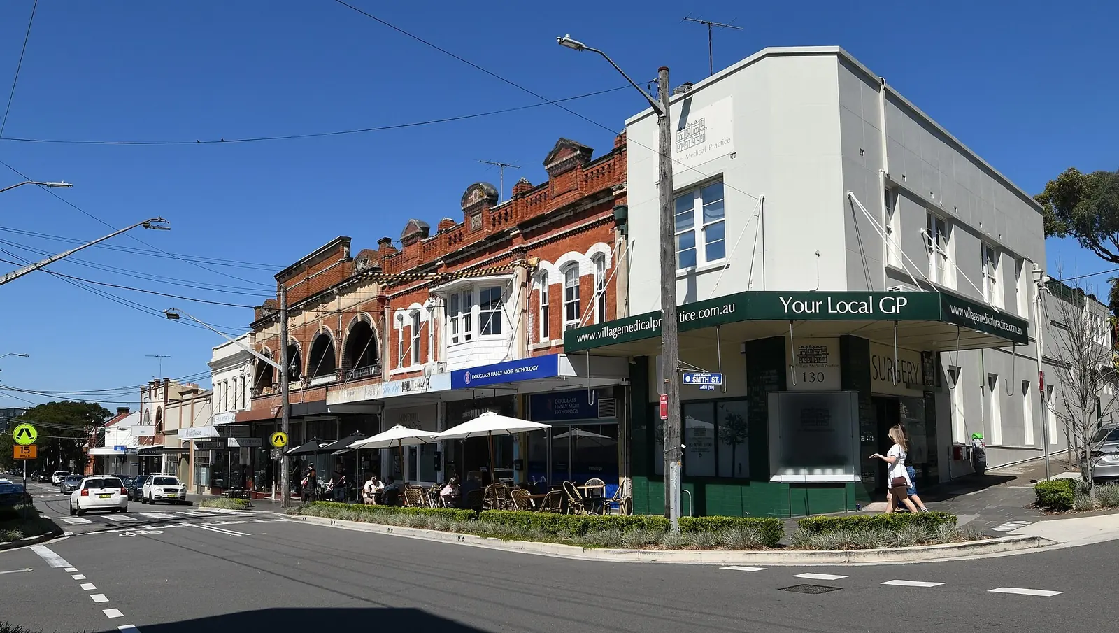 Smith Street cafes and a local wine bar