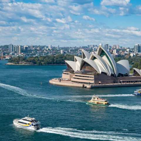 pexels-dibert-1086852 Sydney Domestic and International Airports and Ferries Terminals