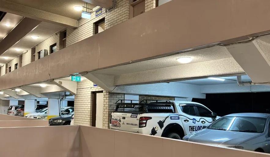 Book 3-day stay and save $5 per day at Marco Polo Sydney Hotel. 5 image 3