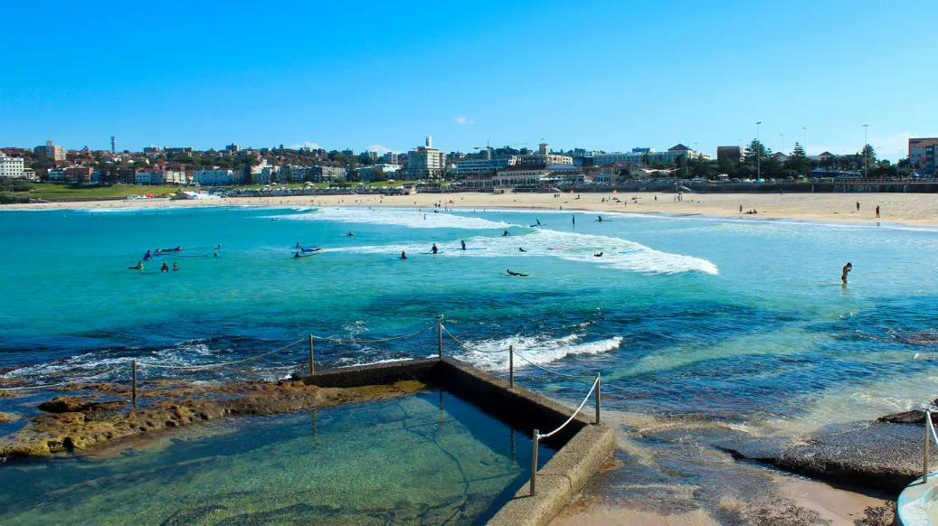 Marco Polo budget hotel near Sydney Harbor