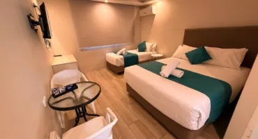 Deluxe Queen and Single